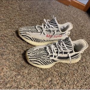 Yeezy Boost 350 V2 Zebra